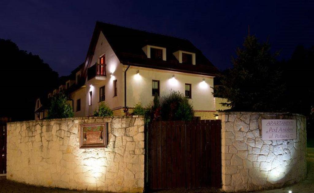 Apartament Stary Kazimierz - Apartamenty Pod Aniolem คาชิเมียร์ซ ดอลนี ภายนอก รูปภาพ